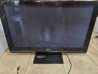 50" Panasonic Plasma HDTV with remote
