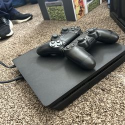 PS4 Slim