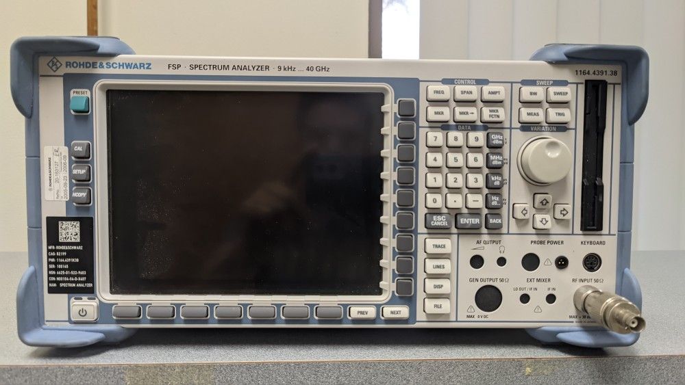 Spectrum Analyzer - Rohde and Schwarz