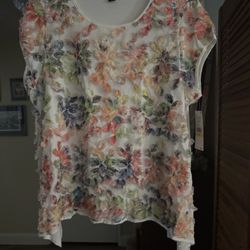 Karen Kane Frayed Leaf Top Medium