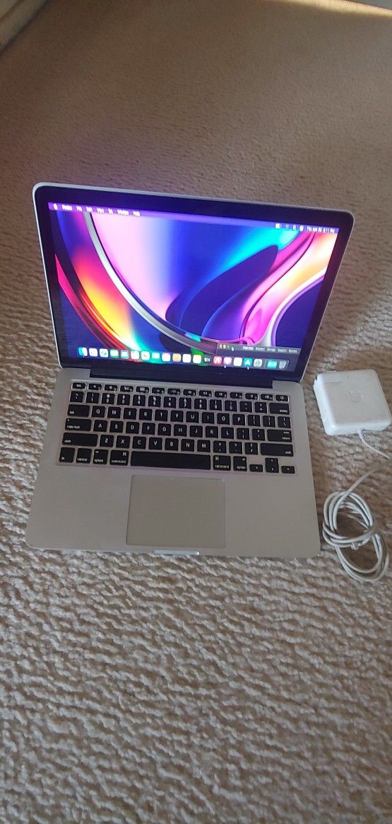 Apple MACBOOK PRO RETINA i7 Quad Core 15" UNLOCKED WORKING FINE 8GB 256SSD