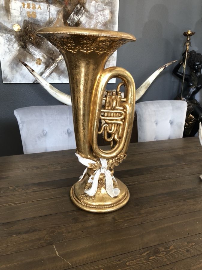 Beautiful saxophone style vase or decor
