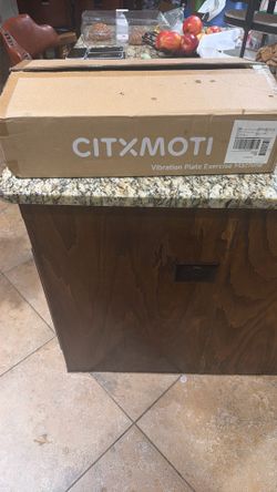 Vibration plate, exercise machine