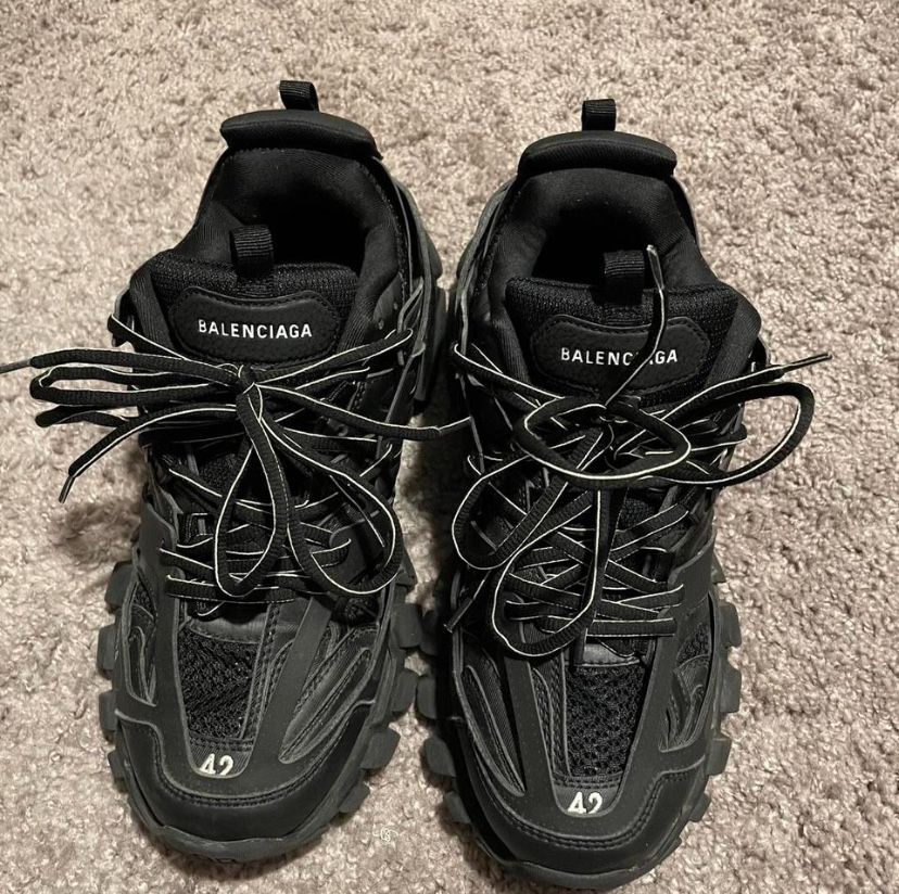 Balenciaga Tracks