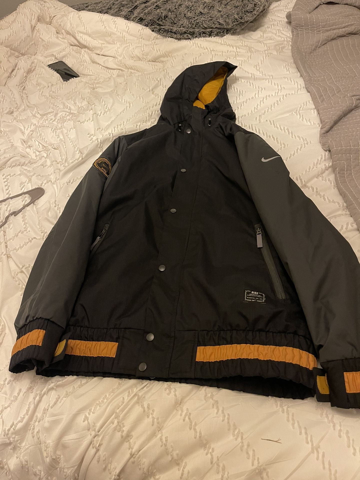 Nike Sb Snowboarding Jacket