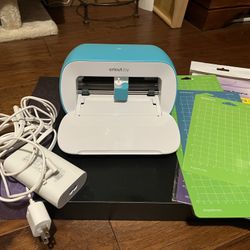 Cricut Joy and Mats