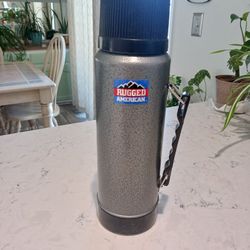Vintage Rugged American Aladdin Thermos 