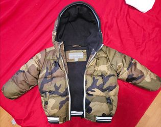 Toddler boys Camouflage Puffer Jacket Michael Kors 18M EUC
