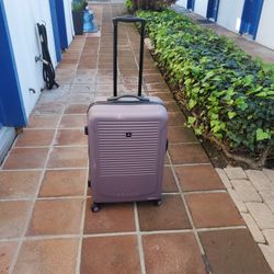 Suitcase / Purple