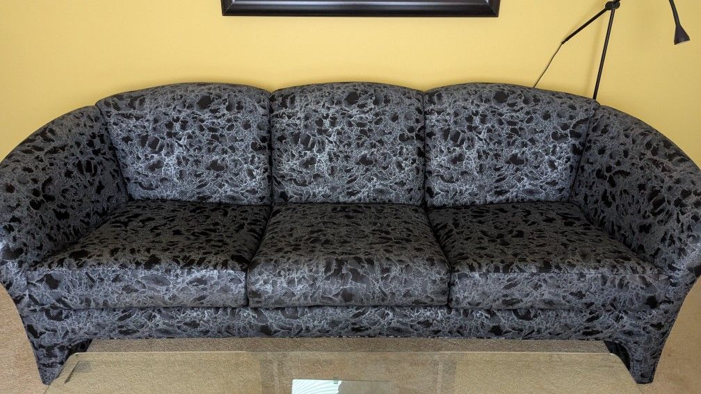 Chez Del Sofa