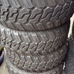 35X12.50R17 SET OF 4 MUD TIRES WITH INSTALLATION AND BALANCING 