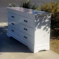 Furniture Dresser 6 Drawers* FREE LOCAL DELIVERY 