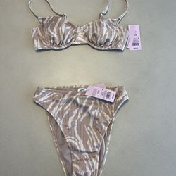 NWT - 2 Piece Bikini Set (S)