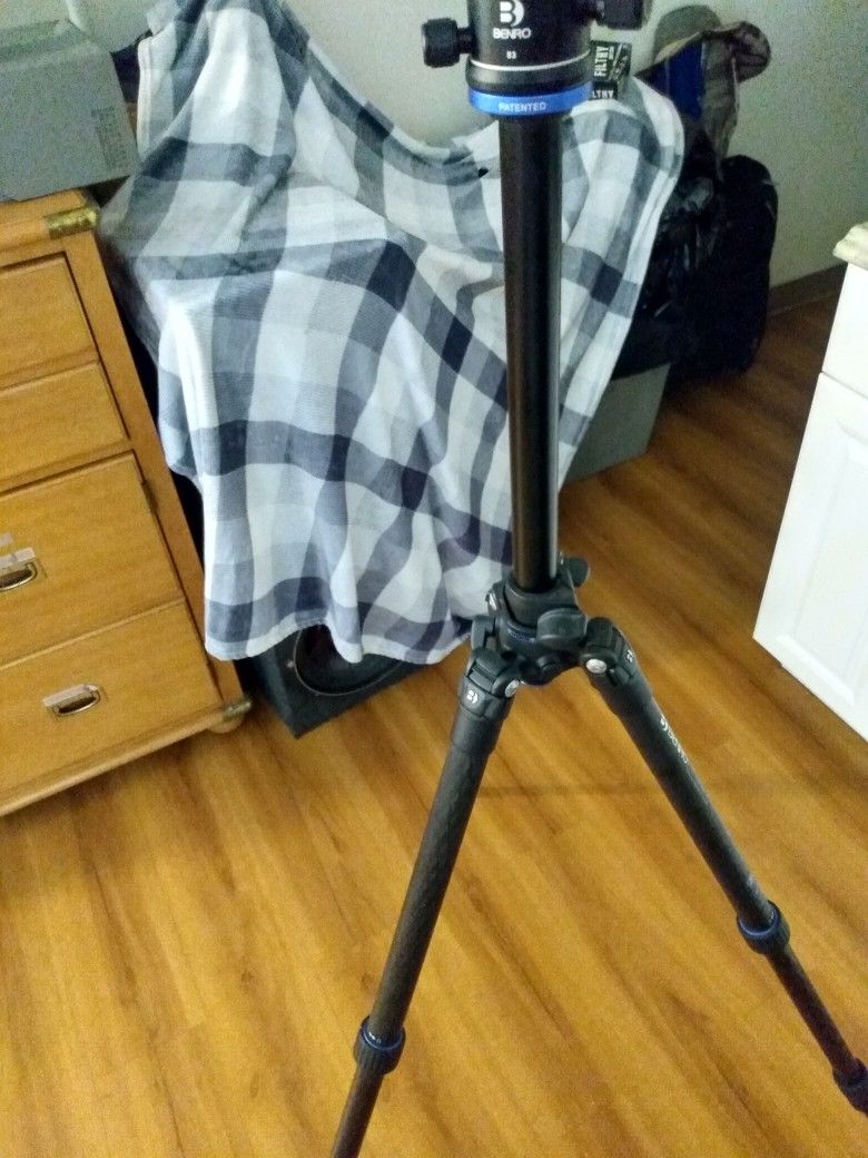 BENRO FGP28C TRAVELING TRIPOD