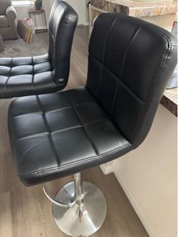 2 Bar Stools / Counter Height Chairs