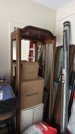 Curio cabinet