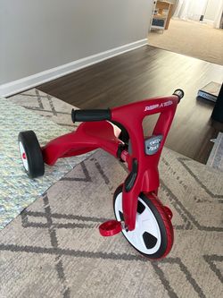 Kids Table & Chairs + Razor Scooter