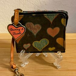 Dooney & Bourke Vintage y2k Rainbow Crayon Hearts Wallet