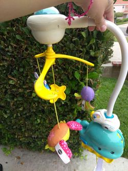 Crib musical toy