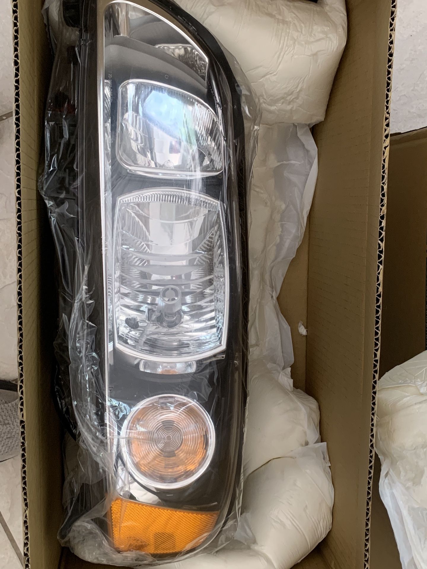 Headlights For 2007 Volvo S60