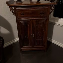 Console Wood Oriental Style   