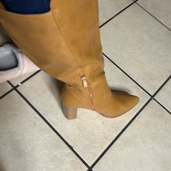 Botas Nuevaz Size 8.5