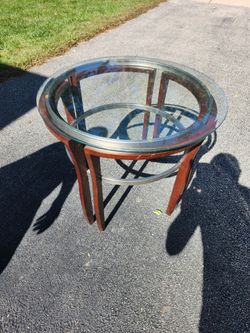 Round Glass Top End Table – Wood & Metal Base