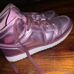Air Jordan 1 Mid SE (pink Rose) 