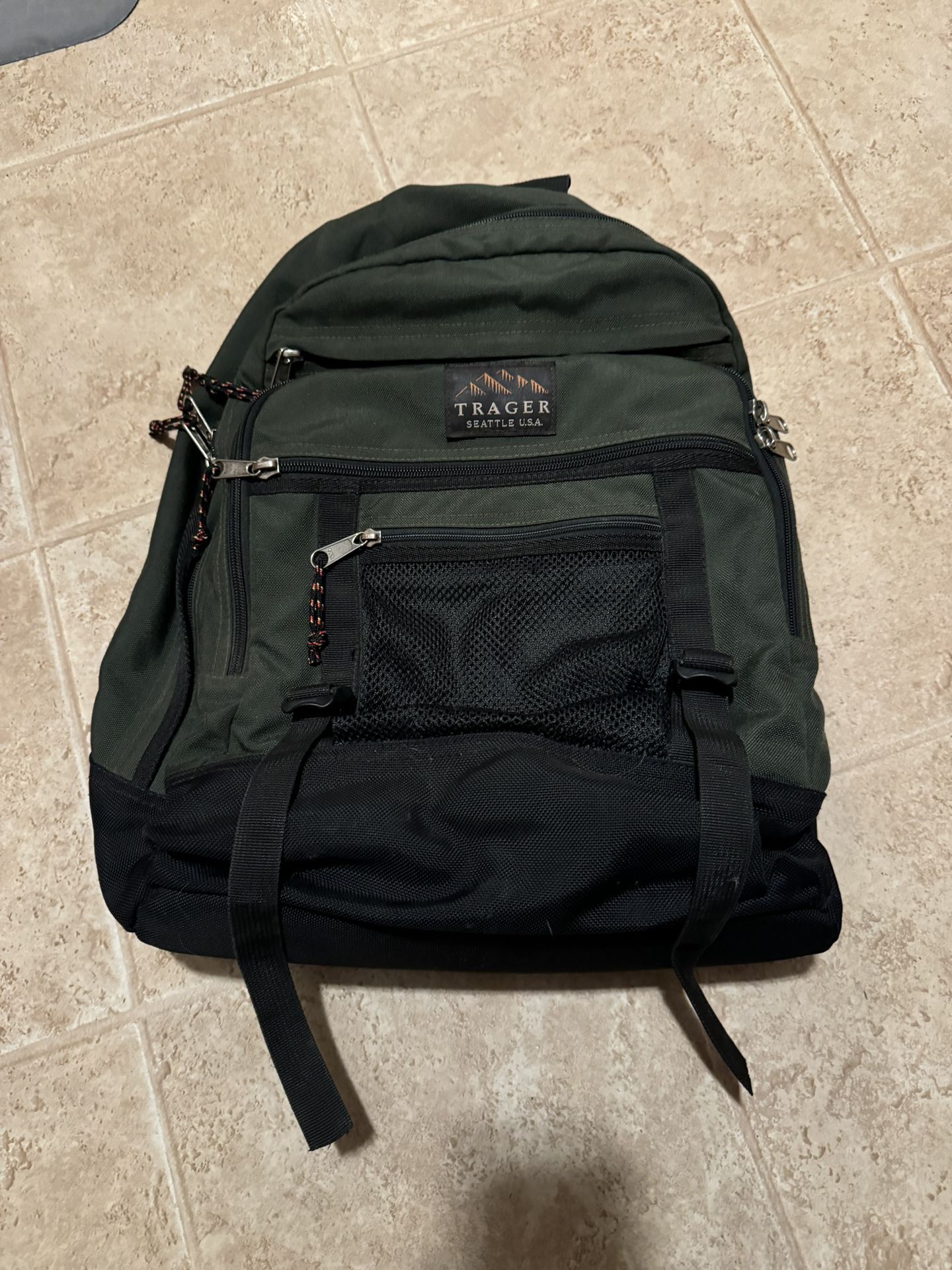 Trager Hiking Backpack Black Green Made In USA Vintage Seattle High Quality