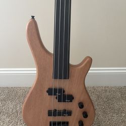 Stagg 4 String Fusion Bass Electric Guitar 