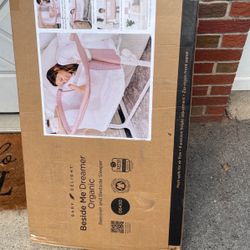 BRAND NEW bassinet 