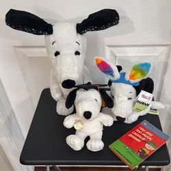 Snoopy Peanuts Including Two Animated Musical Plush and Book WORKING $10 for All 