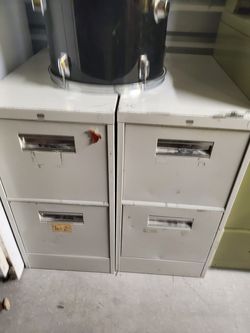 File cabinets (no key)