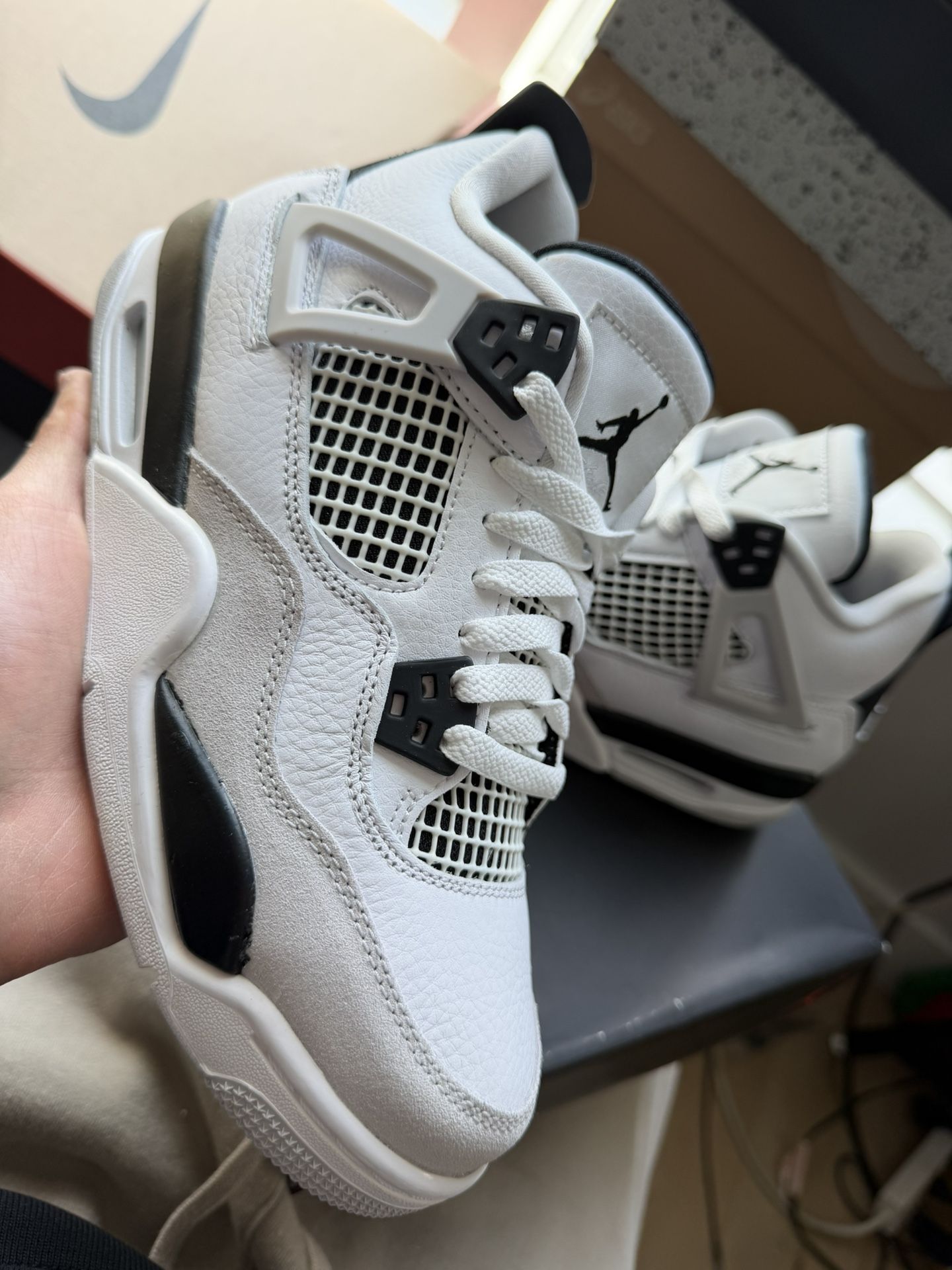 Jordan 4 Military Black Size 7y 280$