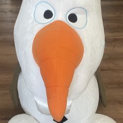 Giant Stuffed Olaf 