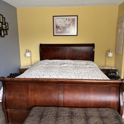 SLEIGH BED QUEEN FRAME 