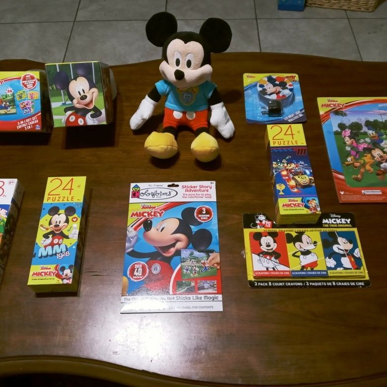 # 2 Mickey Mouse Activity Set