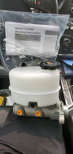 CHEVY HUMMER H2 BRAKE MASTER CYLINDER