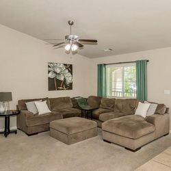 Sectional Couch With Ottoman 