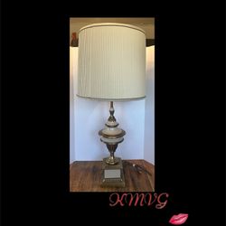 Vintage Stiffel Beige Enameled Brass Table Console Lamp with Original Shade