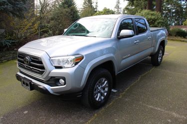 2019 Toyota Tacoma SR5 V6 ONE OWNER