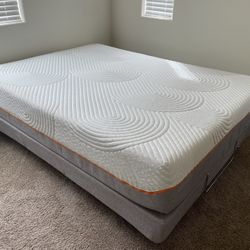 Tempur-pedic Mattress W/Adjustable base