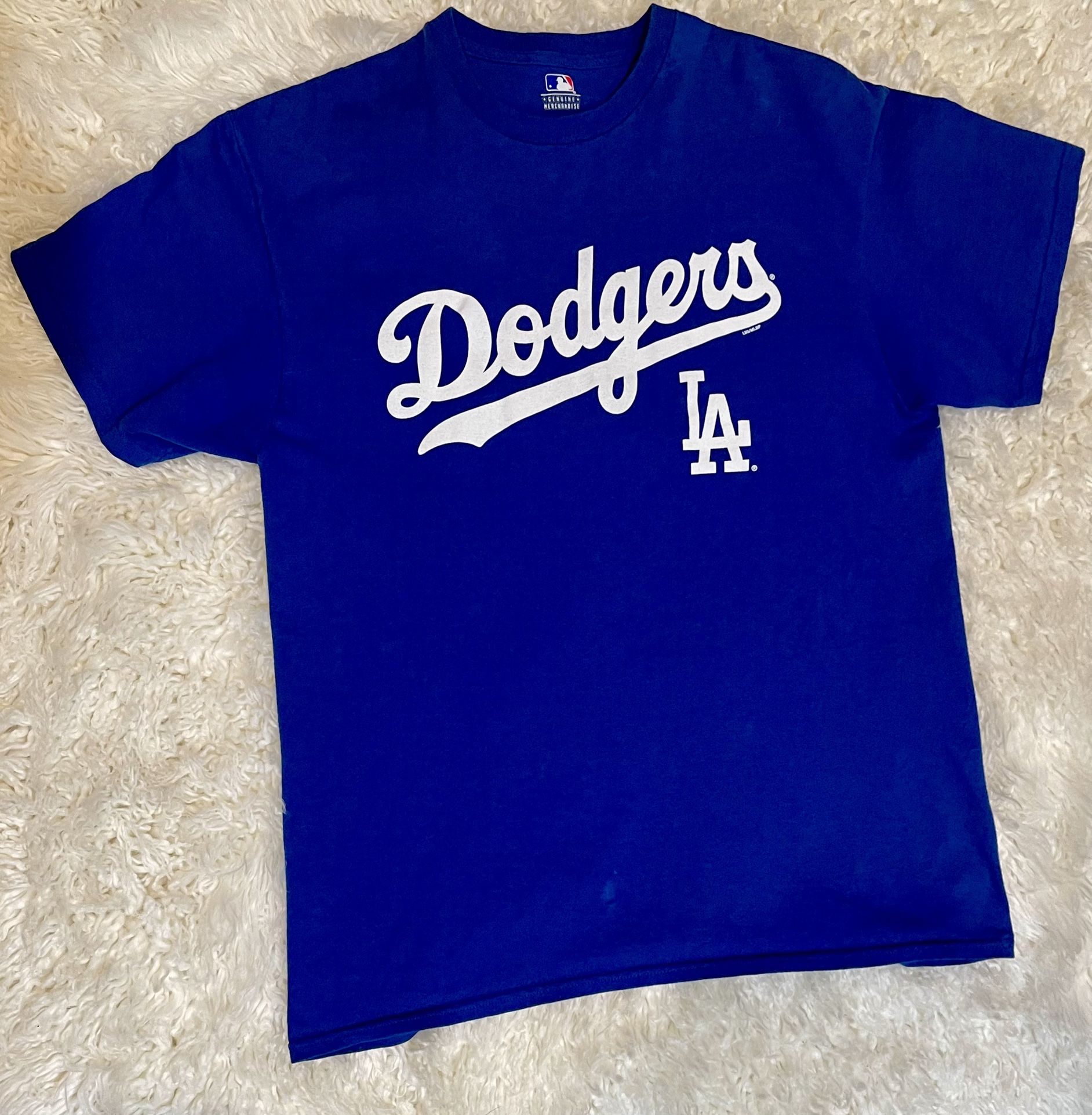 Size L Dodgers MLB T-Shirt