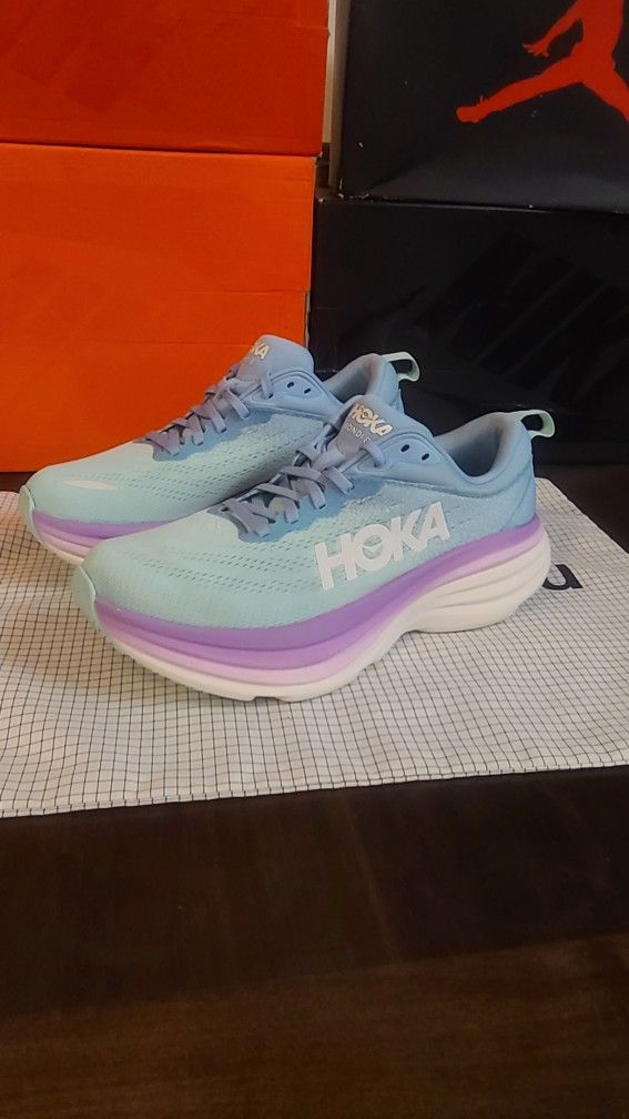 Hoka Bondi 8--Women's Running Shoes
Women's  Size 8B