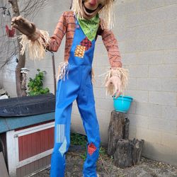 scarecrow new