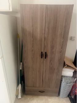 Storage cabinet