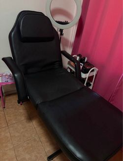 Adjustable Salon / Beauty Bed