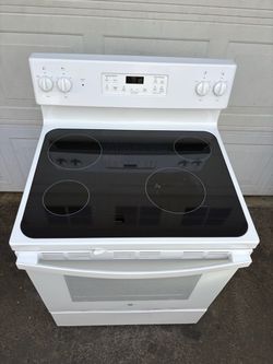GE Electric Stove