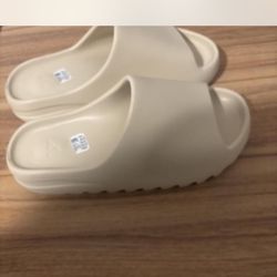 Men’s Size 7 Adidas Yeezy Bone  Slide