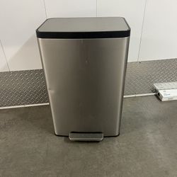 Stainless Trash can 